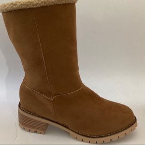 Rosy Womens Plush Lined Fold Over Boots Camel Suede Size 8 M US